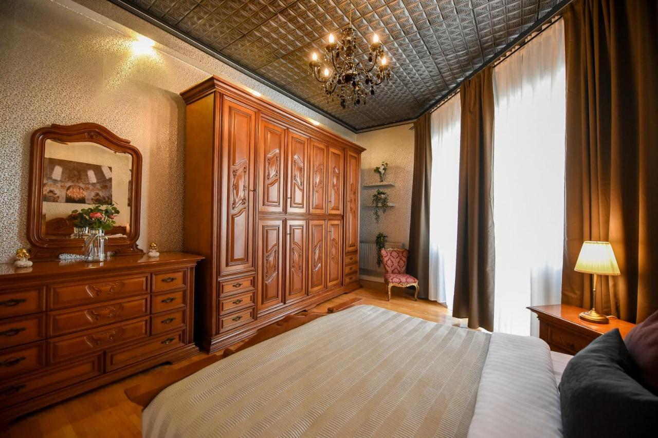 The Museum - Wonderful Super Central Apartment Bucharest Exterior photo